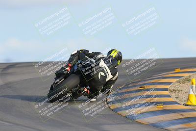 media/Nov-16-2023-Racers Edge (Thu) [[bcabf825d4]]/2-A Group/9Session 7 (Turn 12 Backside)/